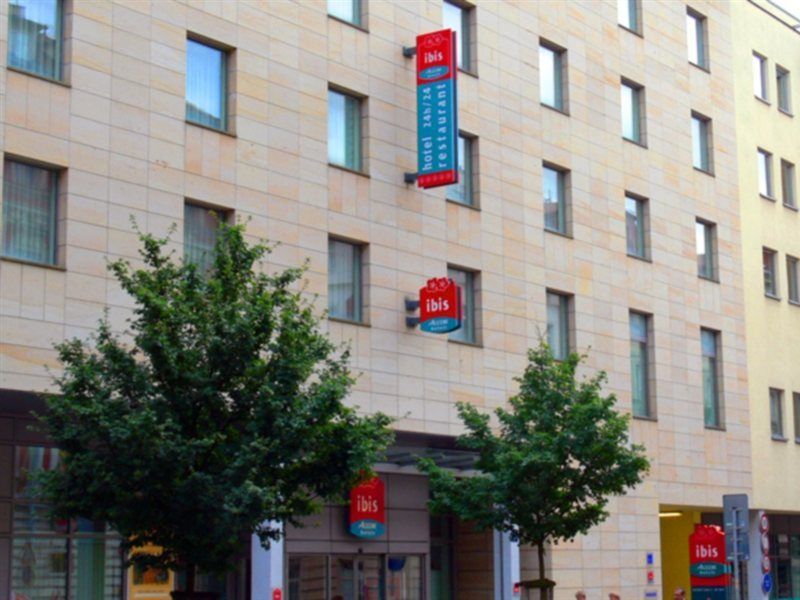 Ibis Wenceslas Square מלון 3*